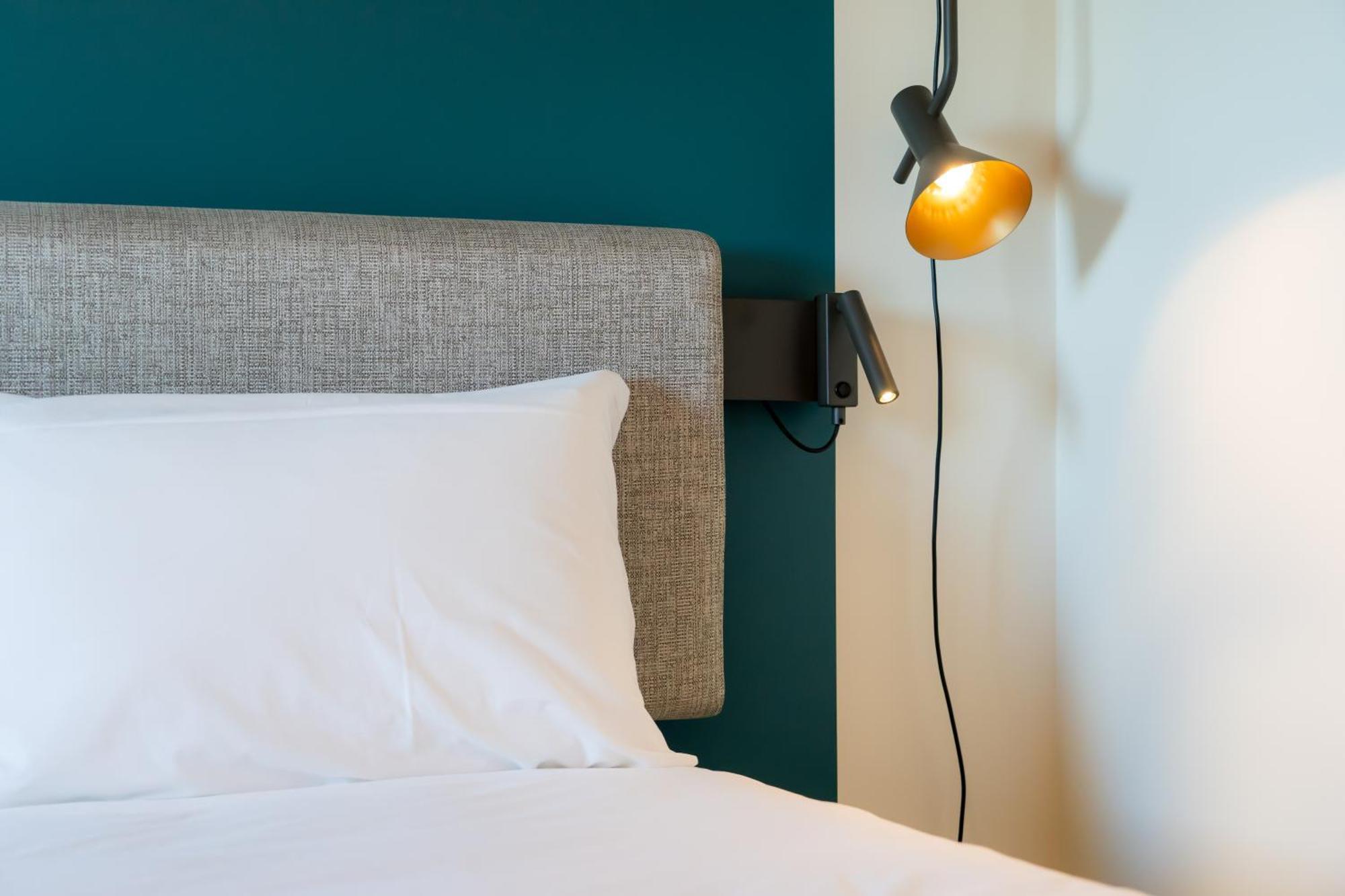 Ibis Saint Paul Trois Chateaux ภายนอก รูปภาพ