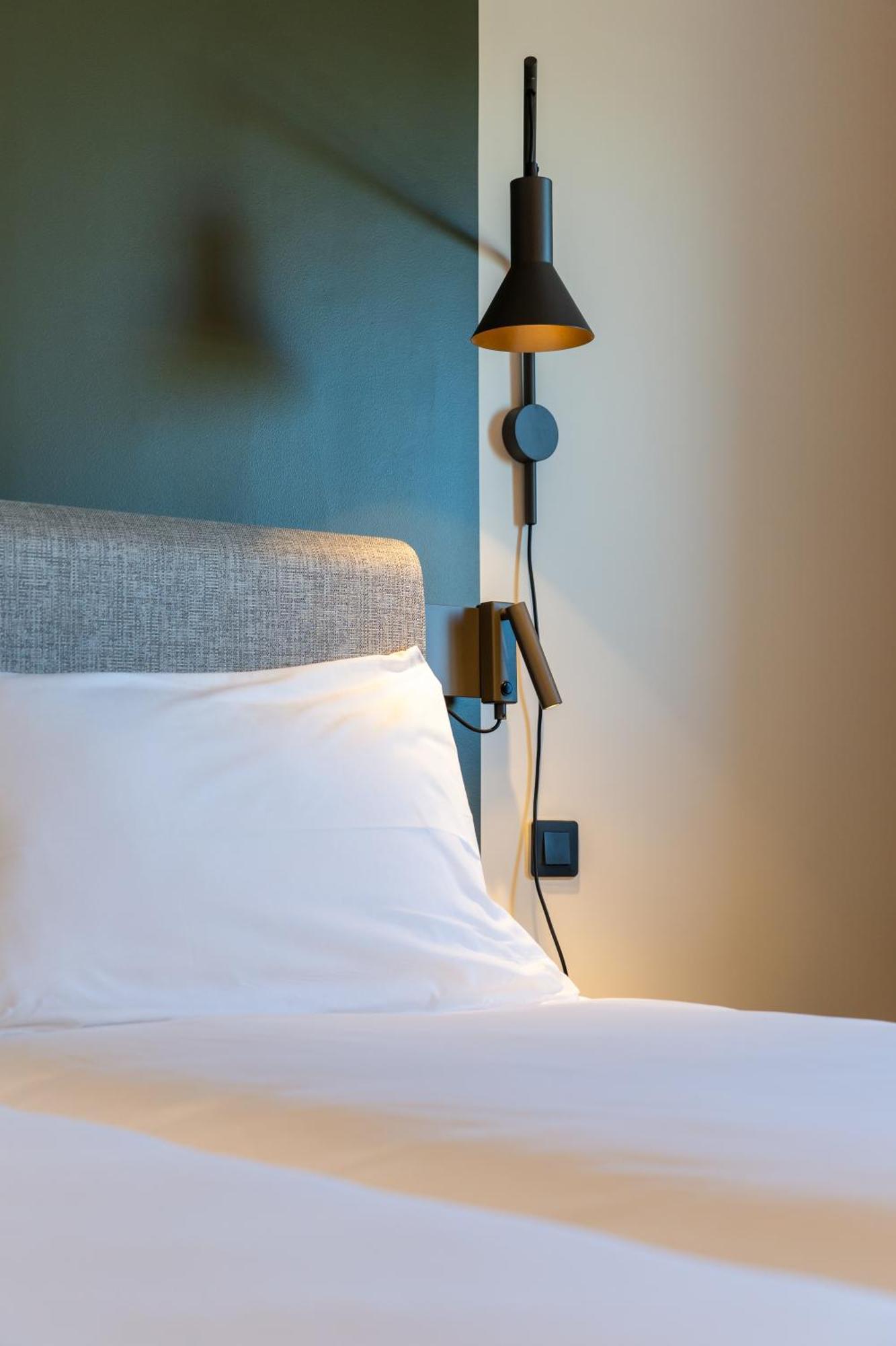 Ibis Saint Paul Trois Chateaux ภายนอก รูปภาพ