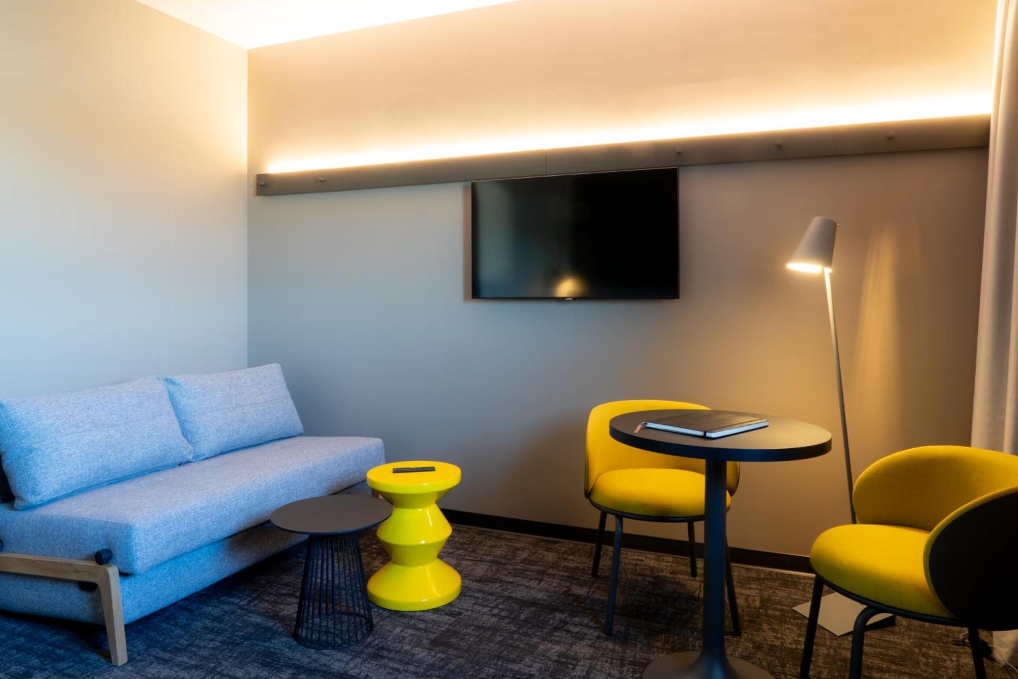 Ibis Saint Paul Trois Chateaux ภายนอก รูปภาพ