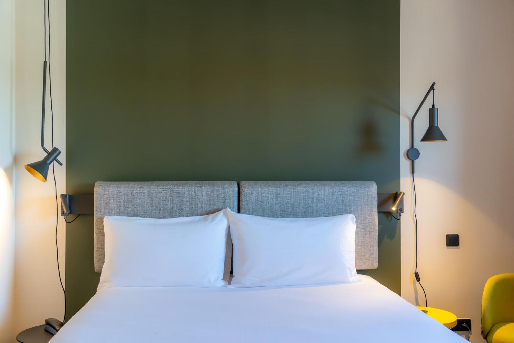 Ibis Saint Paul Trois Chateaux ภายนอก รูปภาพ