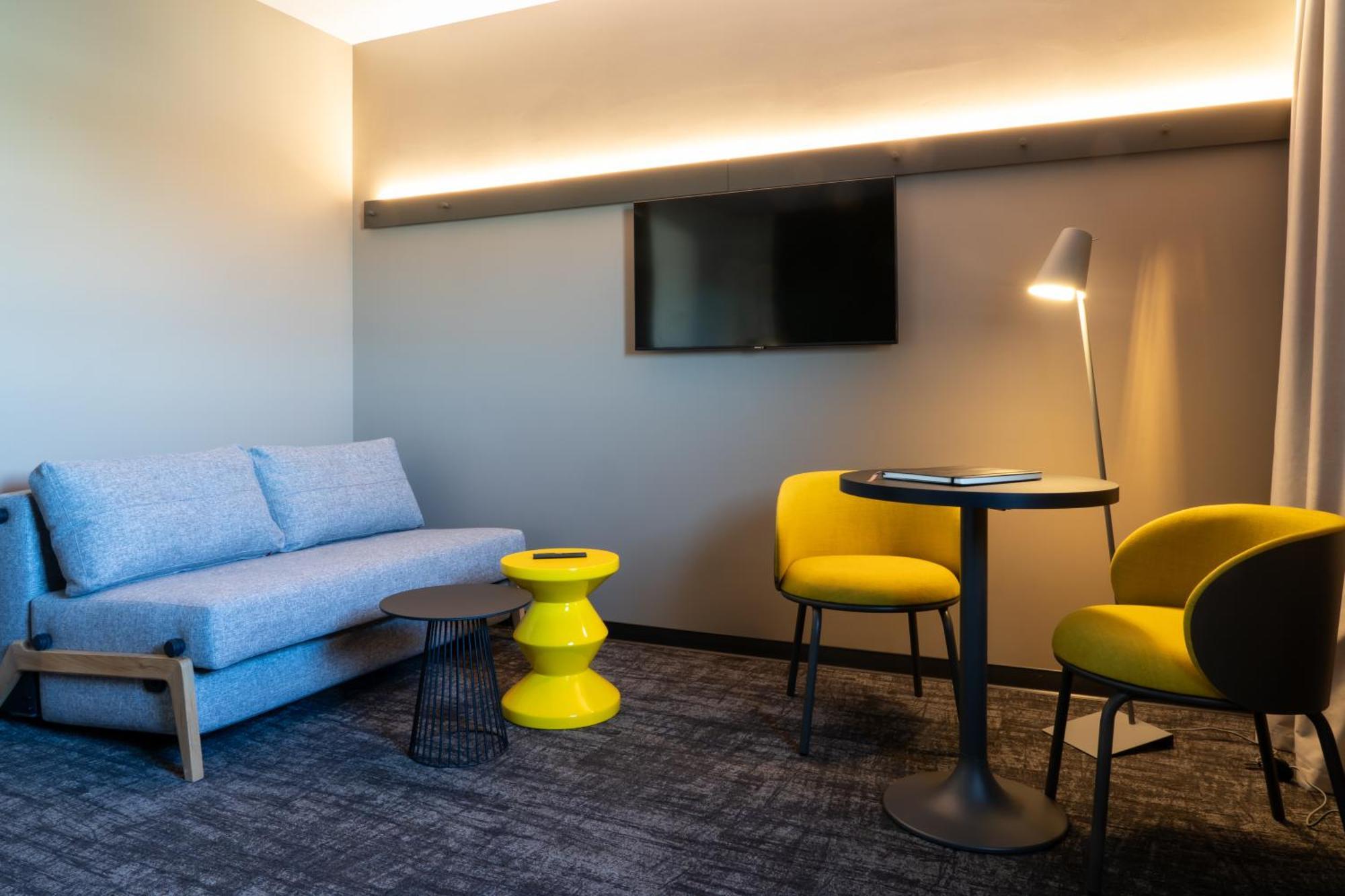 Ibis Saint Paul Trois Chateaux ภายนอก รูปภาพ