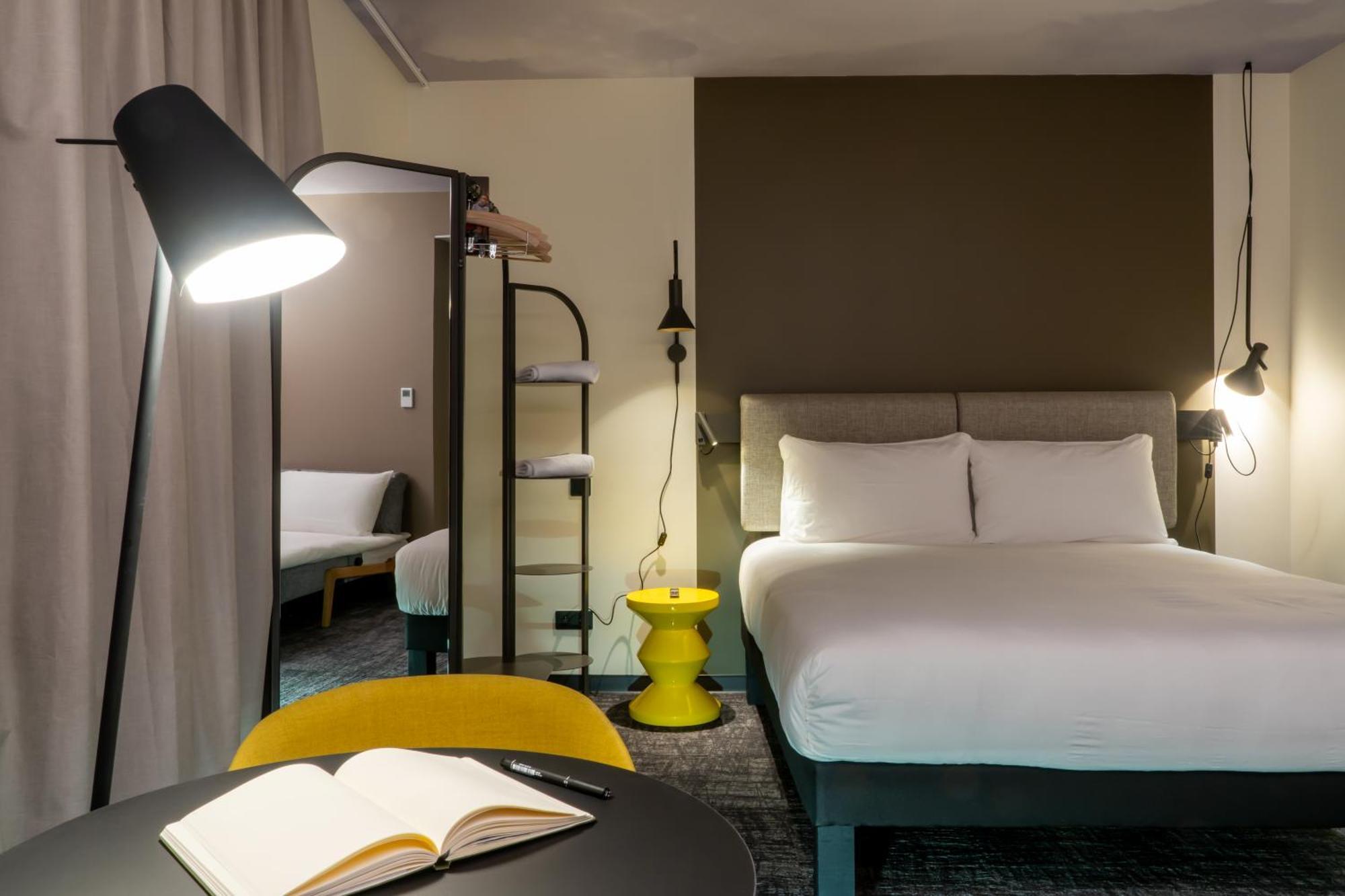 Ibis Saint Paul Trois Chateaux ภายนอก รูปภาพ